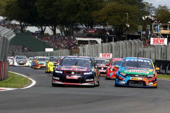 Jamie Whincup on pole for Race 8