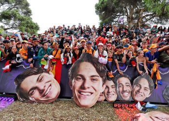 Organisers of the Formula 1 Australian Grand Prix have announced the public sale of tickets has been delayed. Image: Moy / XPB Images