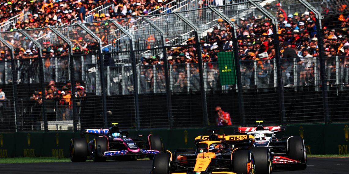 Next year’s Formula 1 Australian Grand Prix is expected to draw a record crowd, with increased capacity at Albert Park. Image: Coates / XPB Images