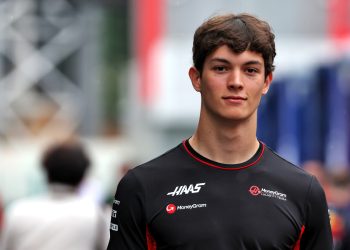 Oliver Bearman has signed a multi-year deal that will see him race with Haas for 2025 and beyond. Image: Rew / XPB Images