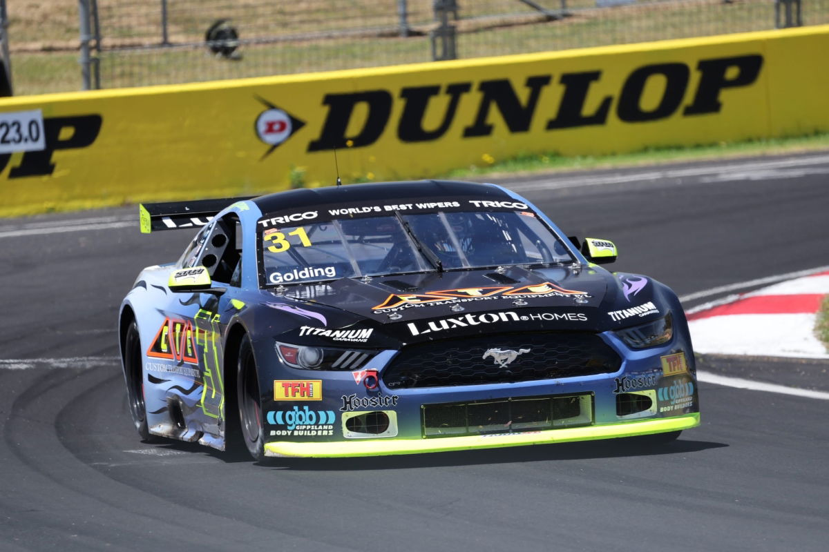 Golding dominant in Trico Trans Am on Mt Panorama