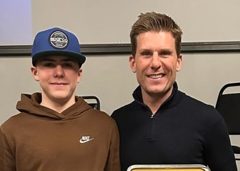 Carter (L) and Jamie McMurray