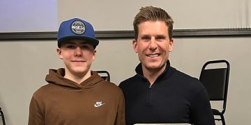 Carter (L) and Jamie McMurray