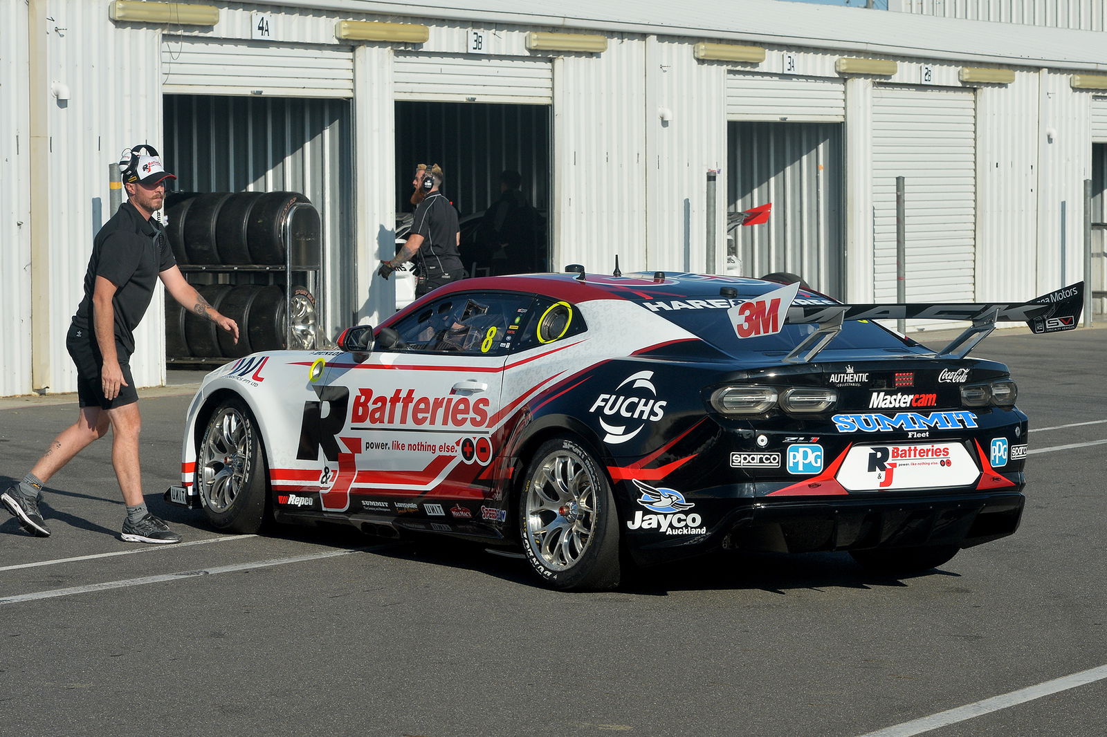 Southern teams begin Winton Supercars test
