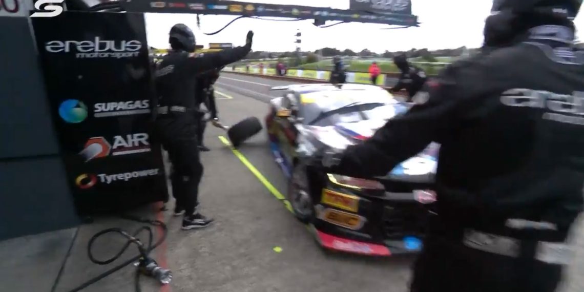 Erebus found trouble in the Sandown 500 warm-up