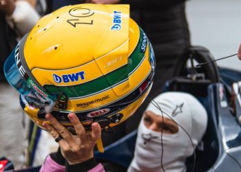 Pierre Gasly will wear a helmet emblazoned with the colours made famous by Ayrton Senna. Image: X/SilverstoneUK