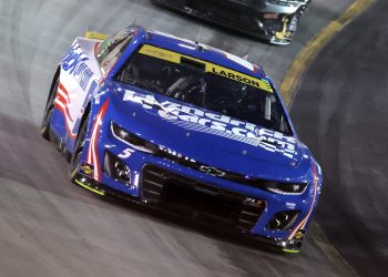 Kyle Larson in the #5 Hendrick Motorsports Chevrolet Camaro at Bristol Motor Speedway.