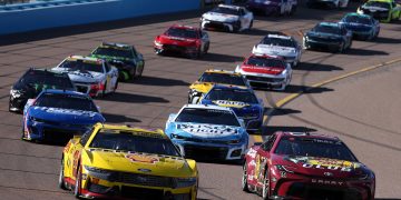 The start of the NASCAR Cup Series Championship 4 race at Phoenix.