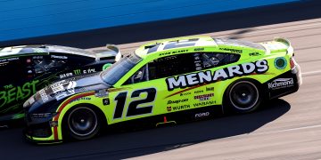 Ryan Blaney in the #12 Team Penske Ford Mustang.