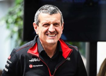 Guenther Steiner headshot