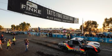 Beau Robinson and Shane Hutt leaving Alice Springs this morning. Image: Tatts Finke Desert Race