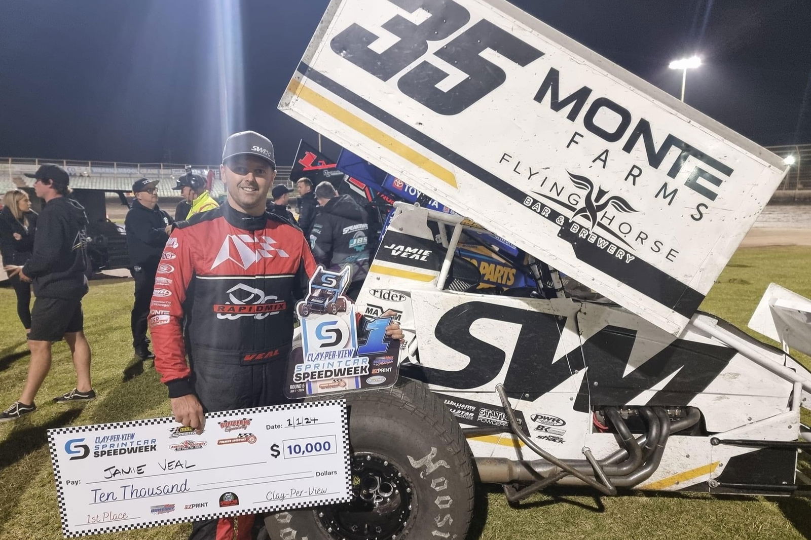 Veal’s night, Goodyer’s title in Warrnambool