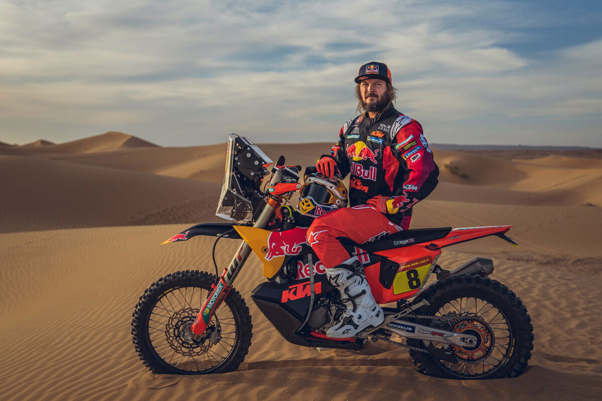 KTM pays tribute to Toby Price