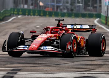 Charles Leclerc has narrowly beaten Lando Norris to end opening practice for the Singapore Grand Prix fastest. Image: XPB Images