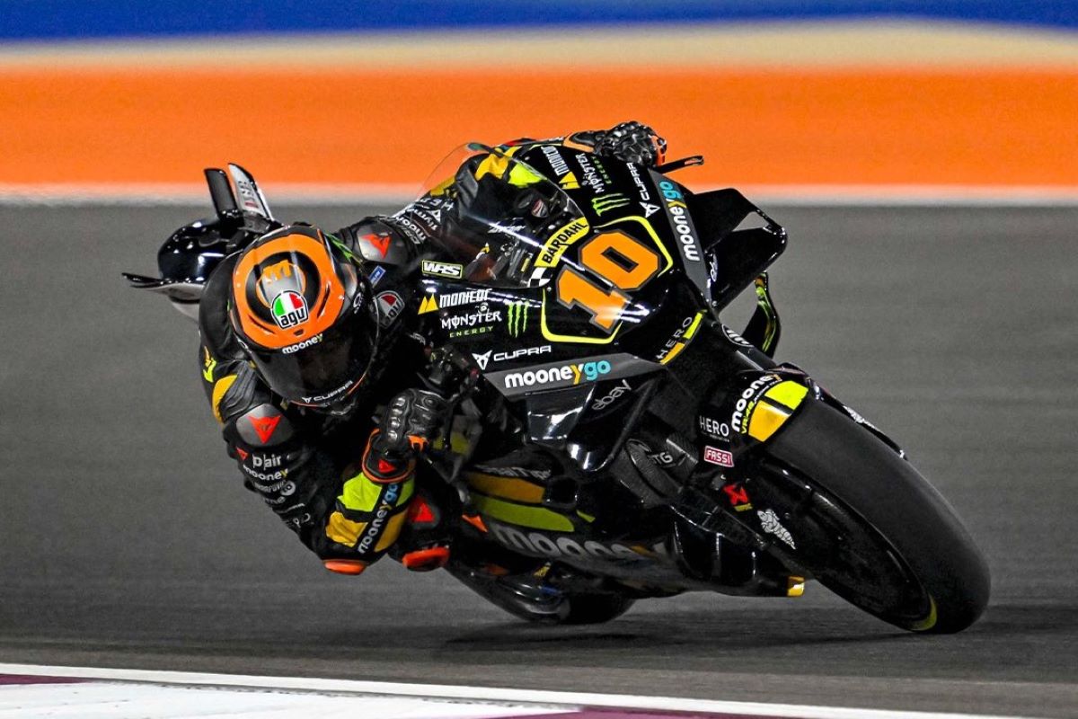 Marini scores Qatar MotoGP pole, Miller qualifies 16th