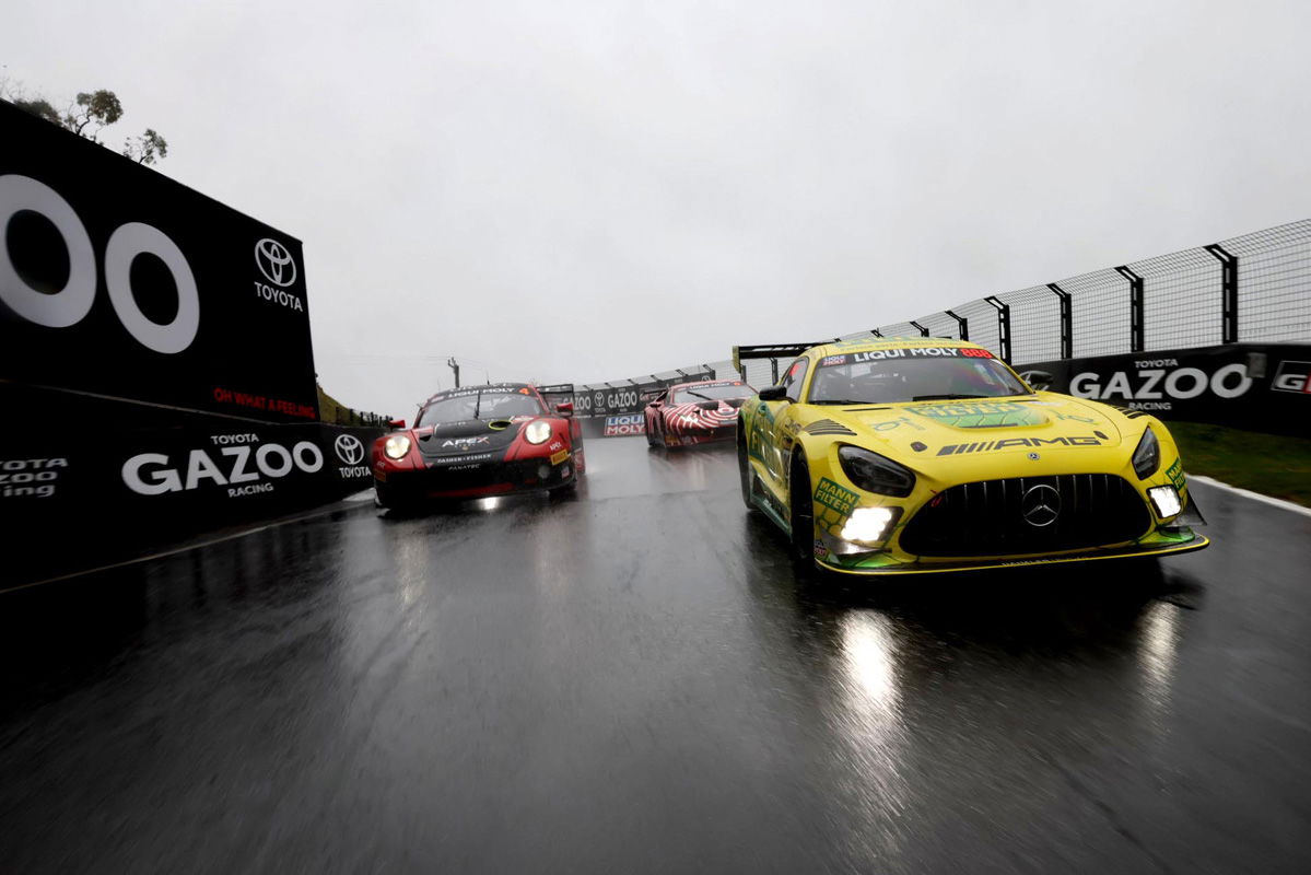 GALLERY: Bathurst 12 Hour, Town to Track