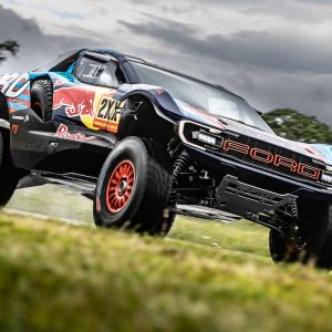 Ford unveils stunning V8-powered Dakar contender