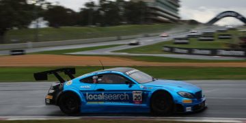 Cedric Sbirrazzuoli, Dan Jilesen and Adam Hargraves came back from a heavy crash in practice to win the Invitation class at Bathurst. Image: InSyde Media