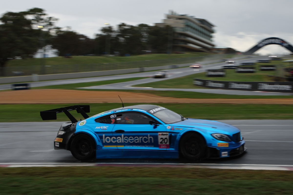 Winners overcame setbacks to take 12 Hour Invitation and GT4