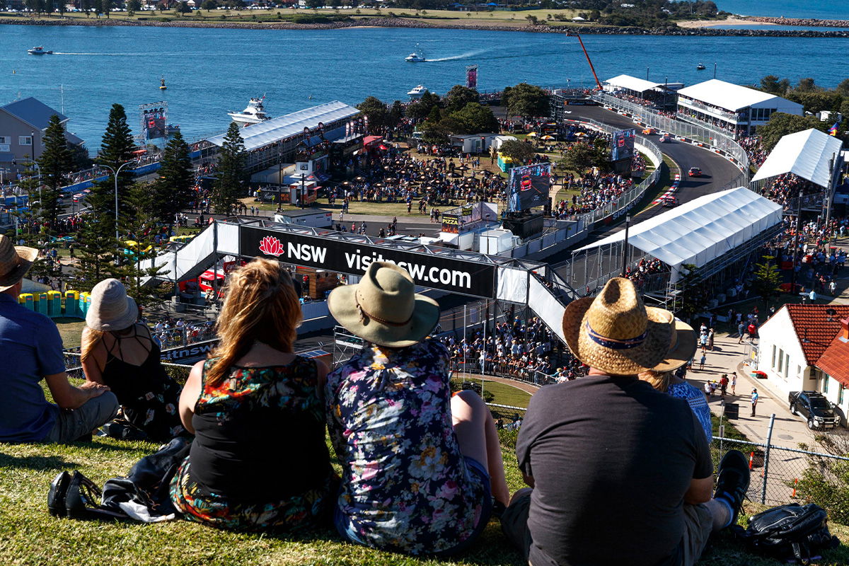 Council votes to “permanently kill off” Newcastle 500