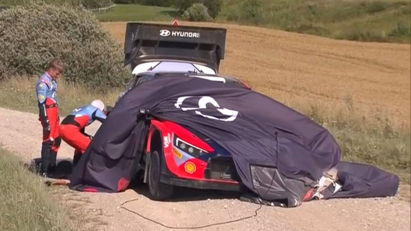 Ott Tanak's Hyundai i20 N collected a deflated arch on SS14 at Rally Latvia. 