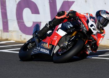 Troy Herfoss won the ASBK title in the last round together for himself, ER Motorsport, and Honda. Image: Russell Colvin