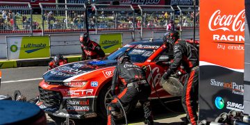An Erebus Motorsport pit stop in the 2023 Bathurst 1000 at Mount Panorama