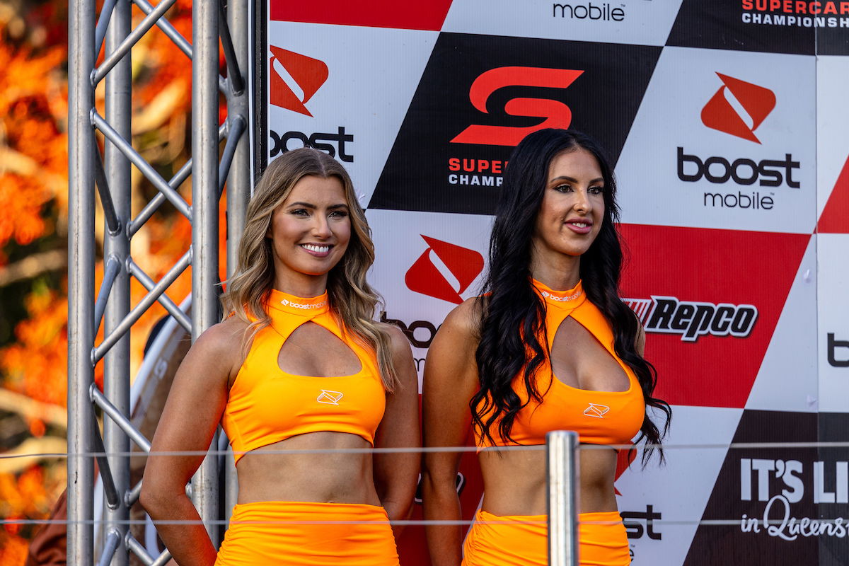 POLL: Do grid girls have a place in motorsport?