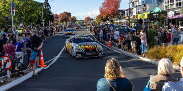 Grove Racing and its drivers are attracting a growing legion of fans. Image: InSyde Media