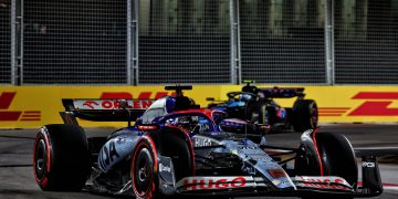 Daniel Ricciardo had a late surprise for his former team after stealing fastest lap. Image: Coates / XPB Images