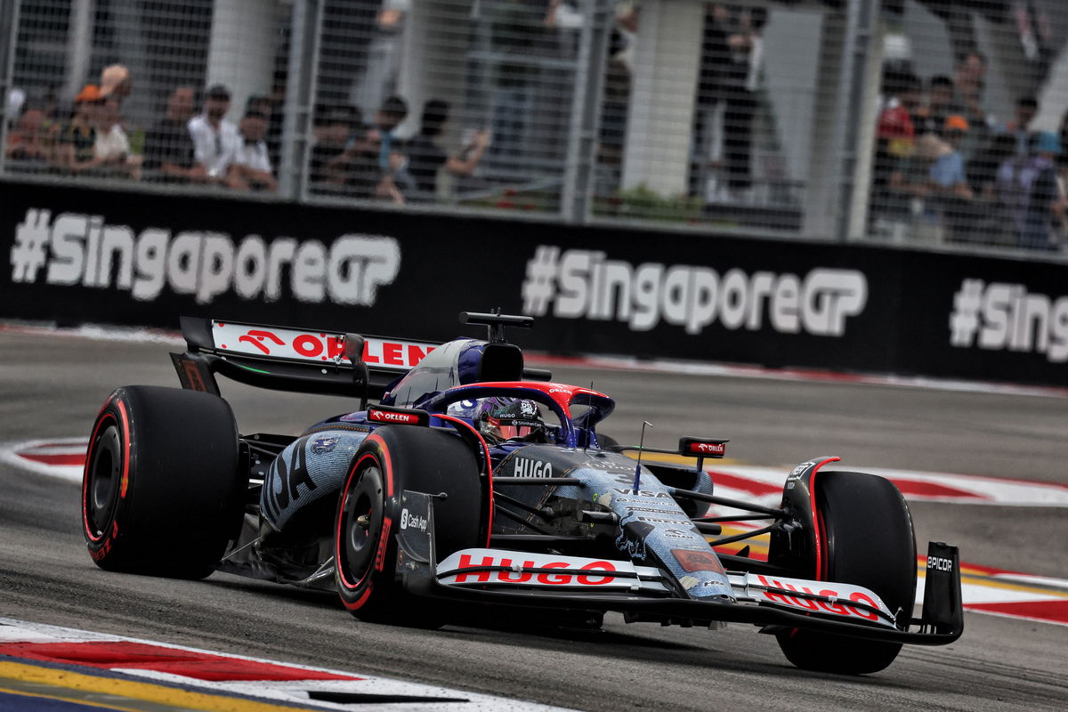 Daniel Ricciardo doesn’t understand why he and RB team-mate Yuki Tsunoda were fast during practice for the Singapore Grand Prix. Image: Moy / XPB Images