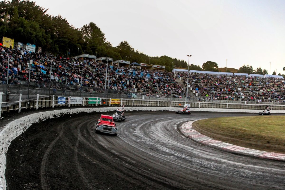 Supercars drivers to race at NZ charity speedway meet