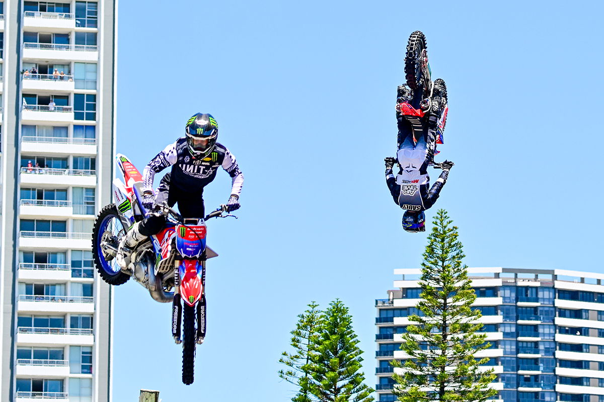 GALLERY: Atmosphere from Sunday at Gold Coast Supercars event