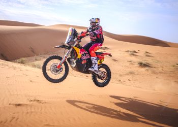 Kevin Benavides (ARG) of Red Bull KTM Factory Team races during stage 08 of Rally Dakar 2024 from Al Duwadimi to Hail, Saudi Arabia on January 15, 2024 // Marcelo Maragni / Red Bull Content Pool // SI202401150166 // Usage for editorial use only //