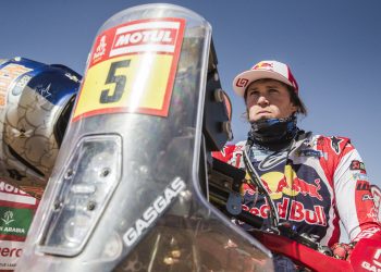 Daniel Sanders (AUS) for Red Bull GasGas Factory Racing at the finish line of stage 9 of Rally Dakar 2024 from HAIL to AL ULA, Saudi Arabia on January 16, 2024. // Flavien Duhamel / Red Bull Content Pool // SI202401160887 // Usage for editorial use only //