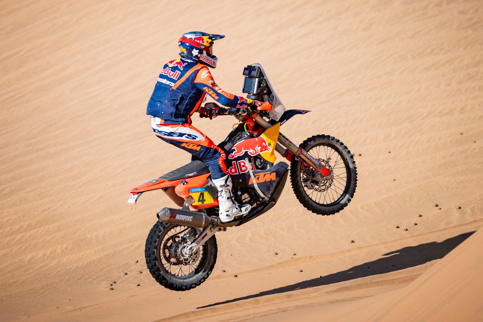 Daniel Sanders of Red Bull KTM Factory Racing races during Stage 2 of Rally Dakar 2025 in Bisha, Saudi Arabia. 