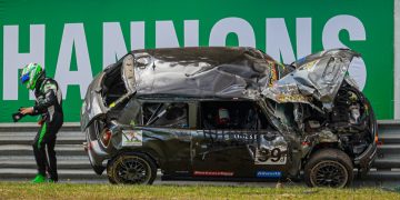 Matthew Thewlis had a heavy crash in Production Car qualifying at the Sandown Shannons SpeedSeries Round 1. Image: Matthew Christie / Network R