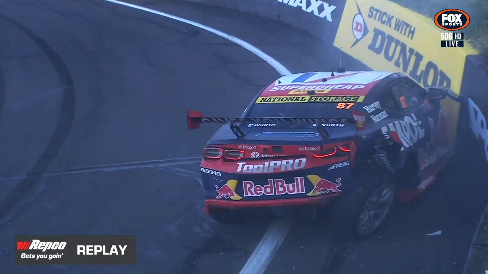 Bathurst 1000 news Supercars leader's codriver Scott Pye crashes in