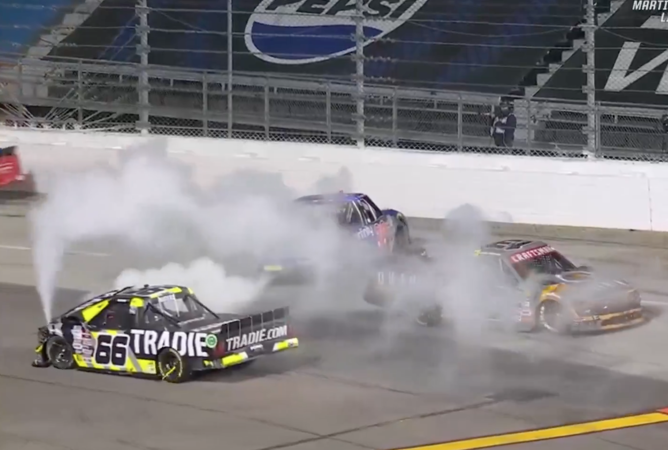 Waters crashes out of NASCAR Truck debut