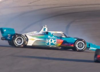 Josef Newgarden spins.