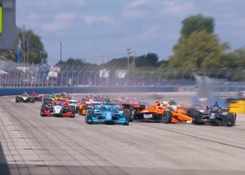 Marcus Armstrong and Josef Newgarden collide on the start of the second Milwaukee Mile race. Image: Stan Sport