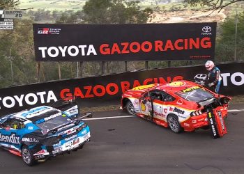 Nick Percat checks on Will Davison after crashing in qualifying for the Bathurst 1000.