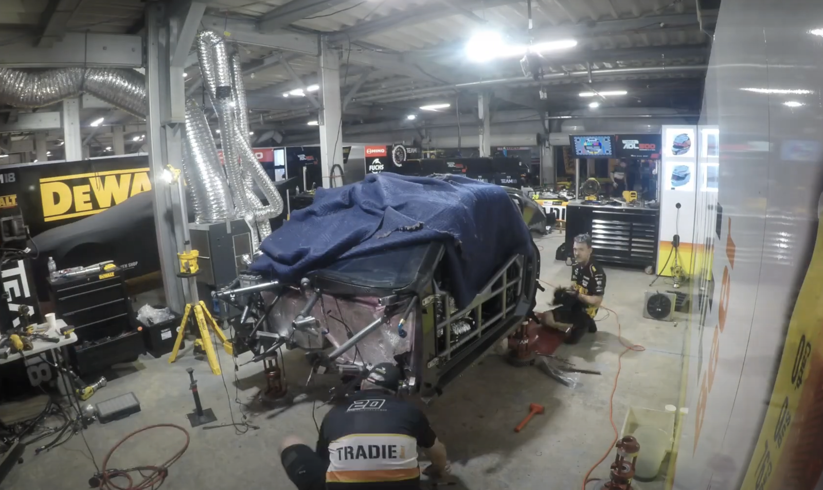 VIDEO: Overnight Reynolds rebuild at Adelaide 500