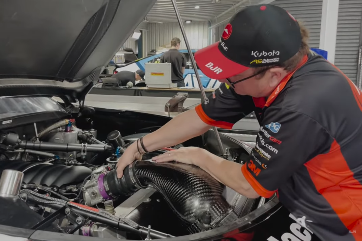 VIDEO: How GC500 crash caused surprise throttle dramas