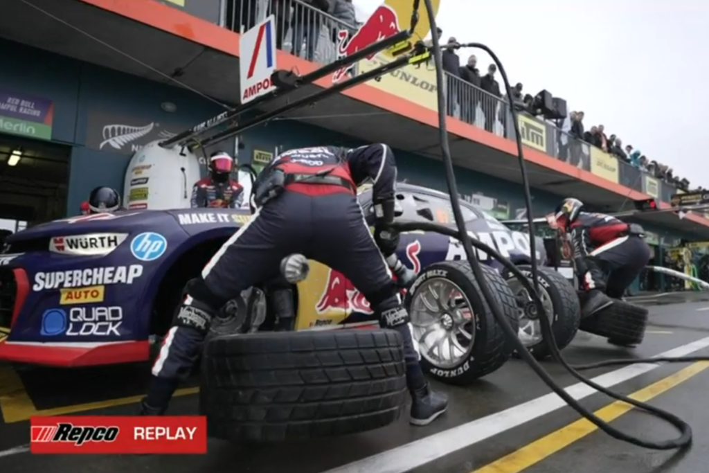 Will Brown's wheel nut pops out. Image: Fox Sports
