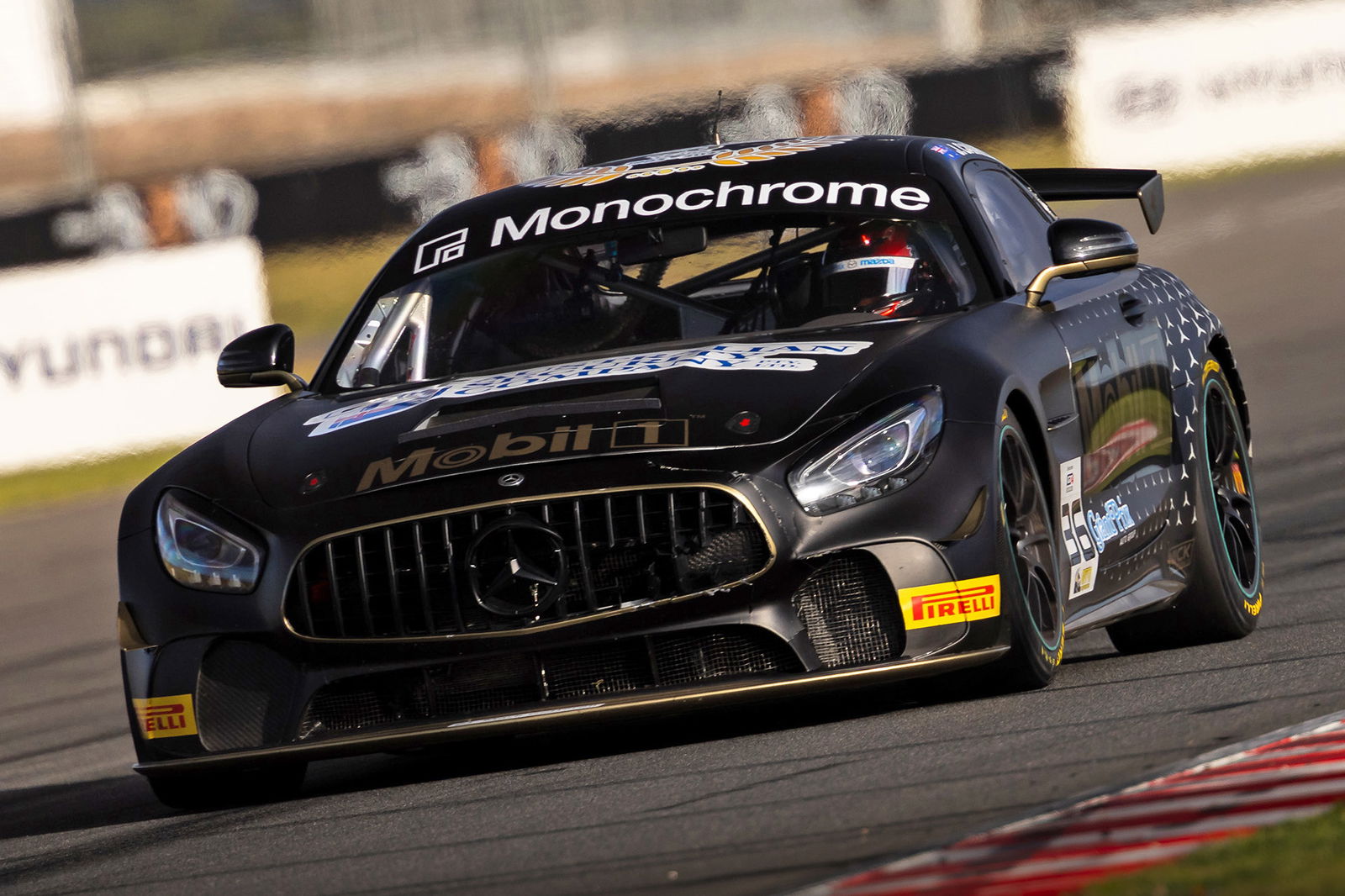 A Mercedes-AMG GT4.