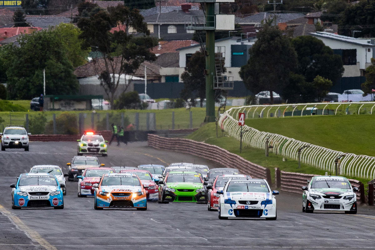 Stand-alone-V8-Touring-Cars-Series-to-return-in-2023