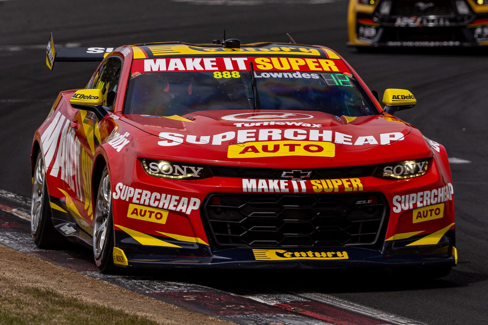 Cooper Murray in the #888 Supercheap Auto Racing wildcard.