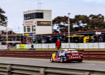 Supercars action at Sandown