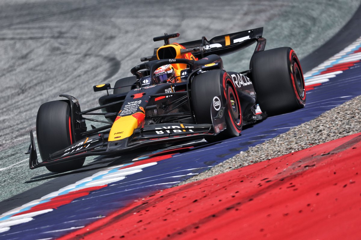 Max Verstappen snagged pole for the Austria Sprint ahead of McLaren's Lando Norris and Oscar Piastri. Image: Charniaux / XPB Images